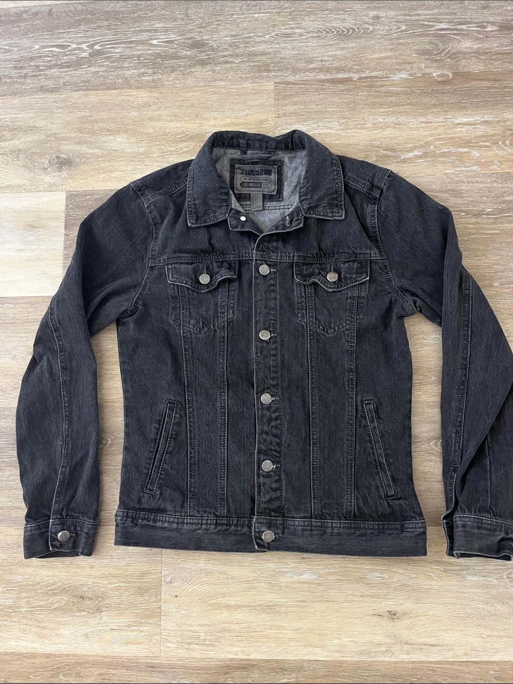 Forever 21 Men’s 100% Cotton Black Denim Jacket Size S (runs small)